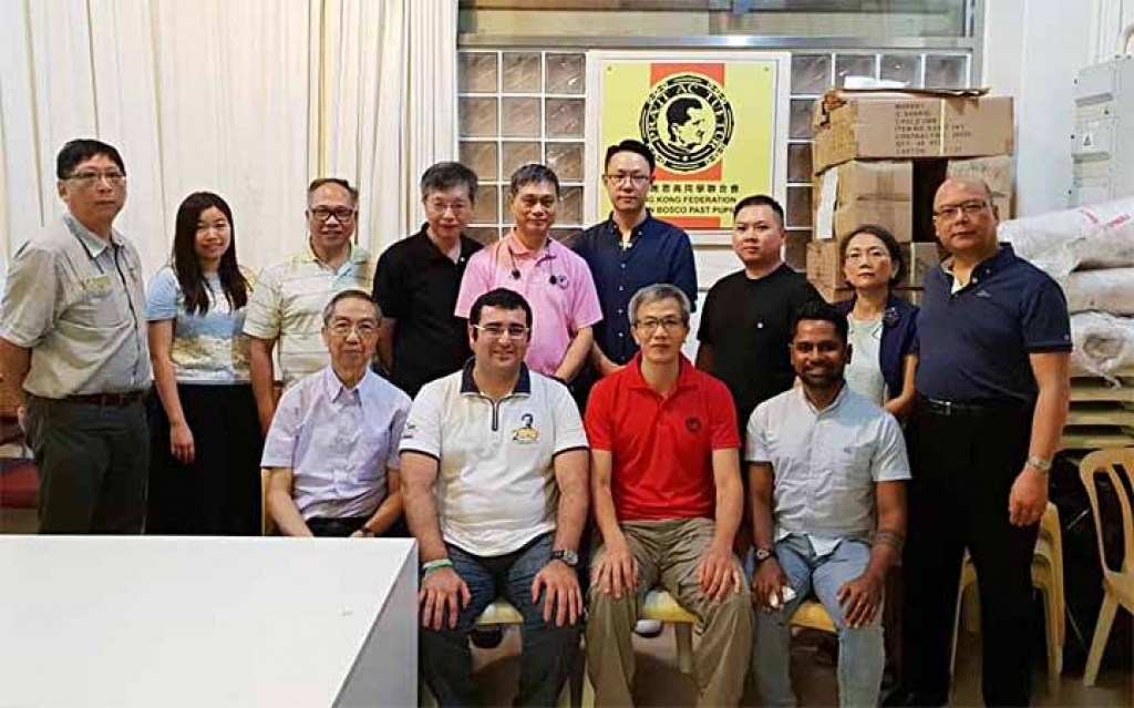 Hong Kong - Visite de deux Conseillers Mondiaux de la confédération des Anciens élèves