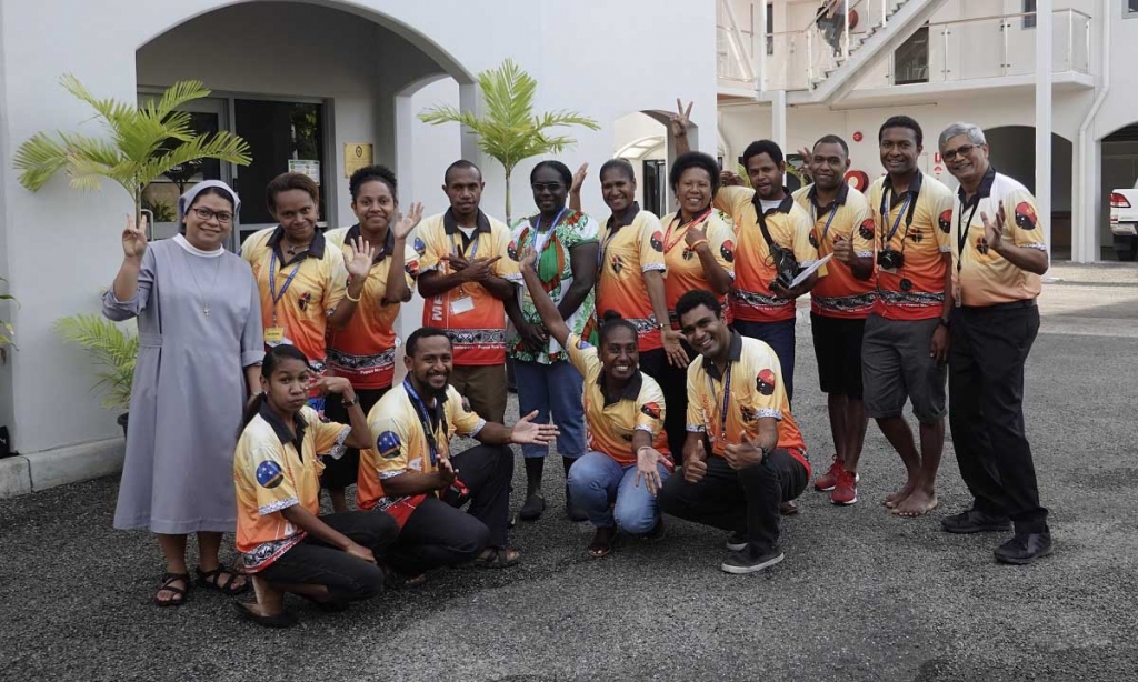 Papua-Nowa Gwinea – Seminarium „Zachowaj czystość, stań się zielony”