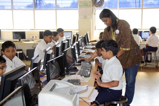 Índia - A escola salesiana “Don Bosco High School - Matunga” recebe prestigiosos prêmios