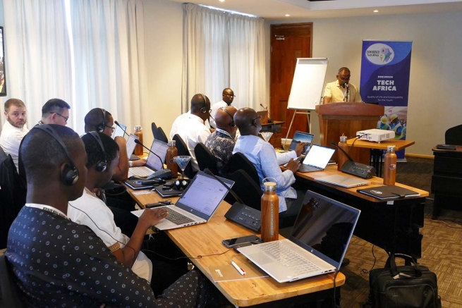 Tanzânia – Assembleia anual das partes interessadas ​​do "Don Bosco Tech Africa"