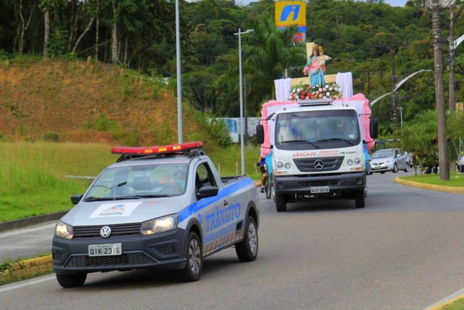 Brasile – Processione motorizzata in onore di Maria Ausiliatrice