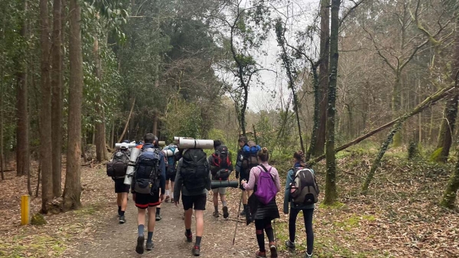 Spain – Lent, time of pilgrimage: several Salesian schools on walk to Santiago de Compostela