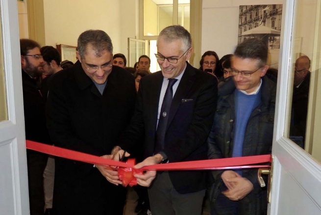 Itália - Inaugurada a Sala de Robótica e Comunicação no Don Bosco Ranchibile de Palermo