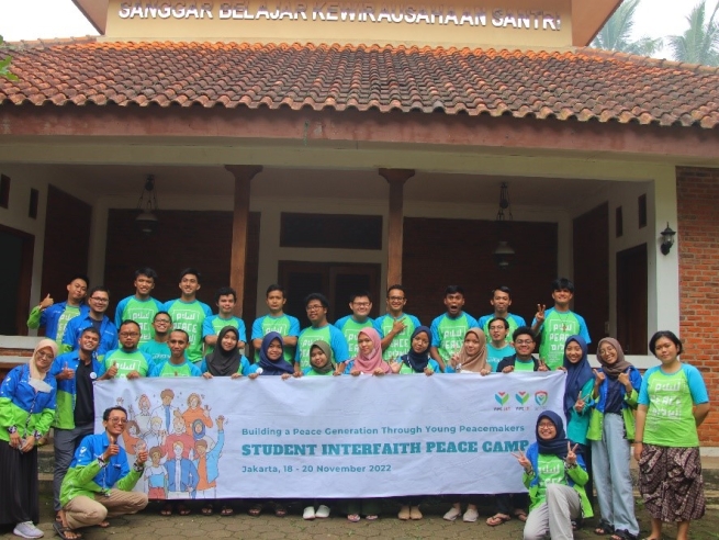 Indonesia – Young Salesians involved in Peace building