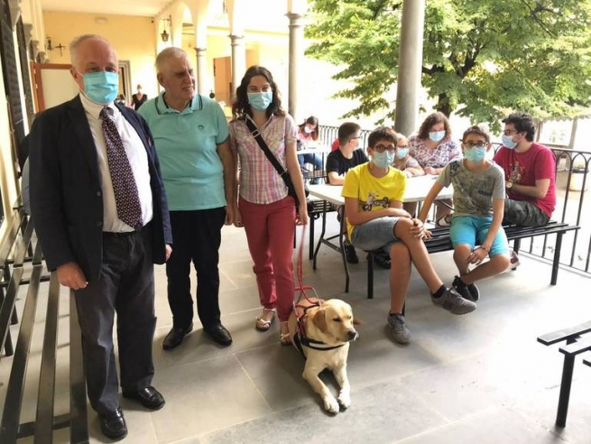 Włochy – Obóz letni dla niewidomych dzieci w Instytucie Księdza Bosko we Florencji po Covid-19