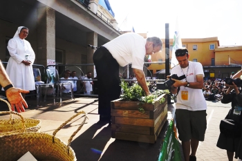 Italia – En el Centro Don Bosco de Roma, el envío de los cinco mil jóvenes del MJS: “Sean sembradores de paz, cosecharán frutos de esperanza”