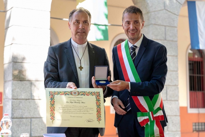 Itália – Selo da cidade de Pordenone aos Salesianos. "O Covid-19 nos ensine humanidade", diz o Reitor-Mor