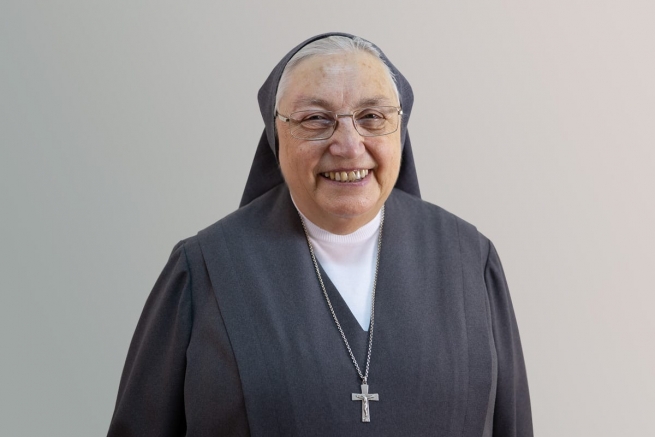 Italy - Honor for Mother Yvonne Reungoat