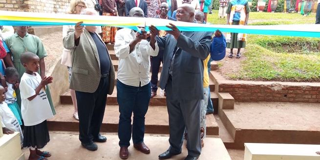 Burundi – Blessing and inauguration of "Maison Cana" orphanage