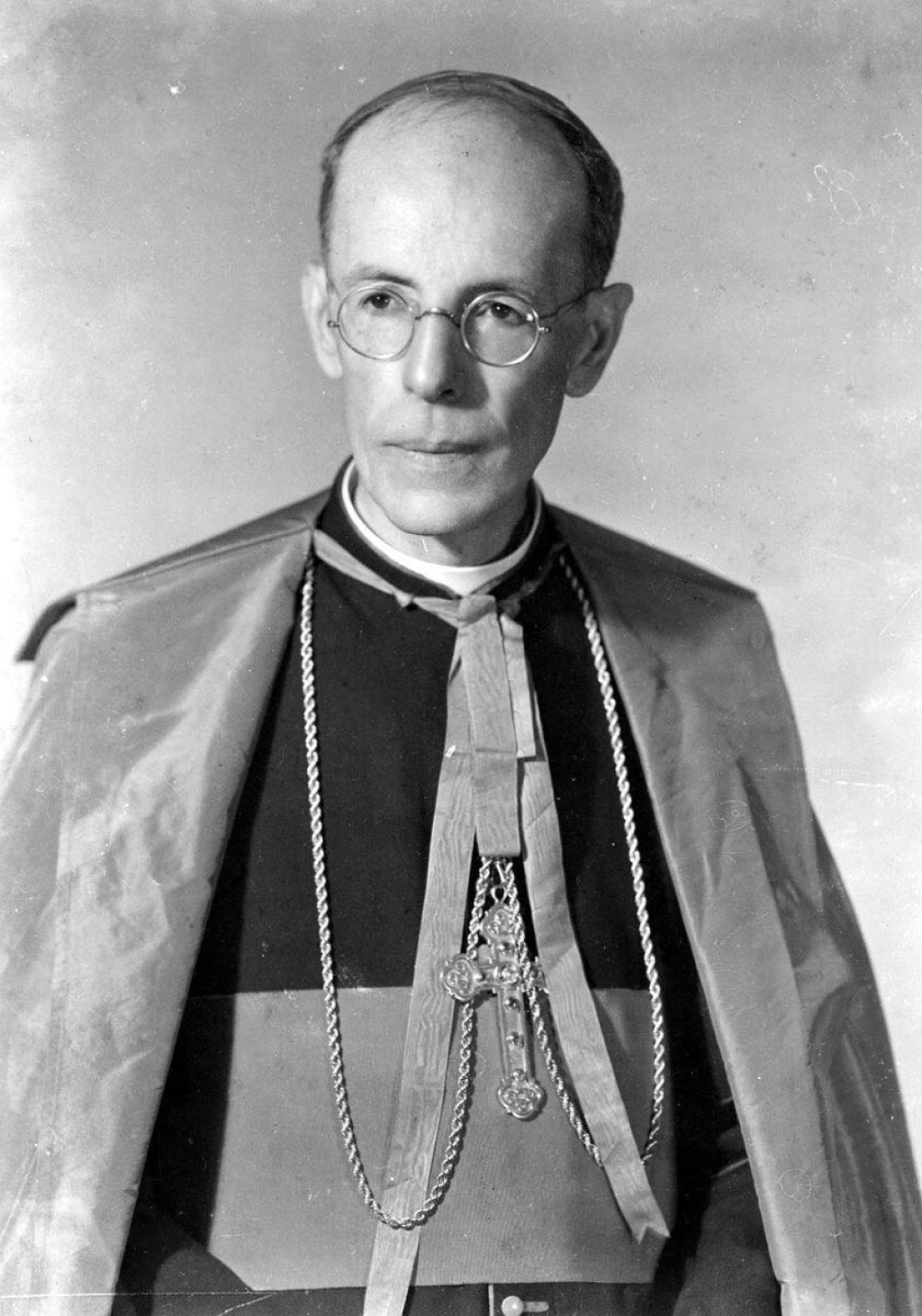 Vaticano Dom Antônio de Almeida Lustosa é Venerável