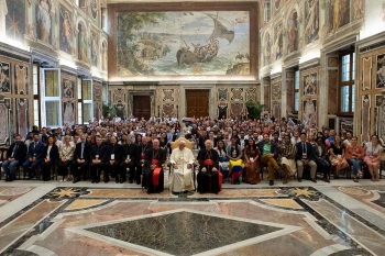 Vaticano - "Maria se levantou e foi às pressas" será o tema da JMJ em Lisboa 2022