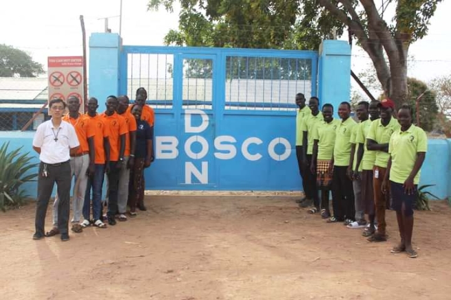 Sudão do Sul – "Rádio Dom Bosco 91.0 FM": há 12 anos uma rádio salesiana proclama o Evangelho em Tonj