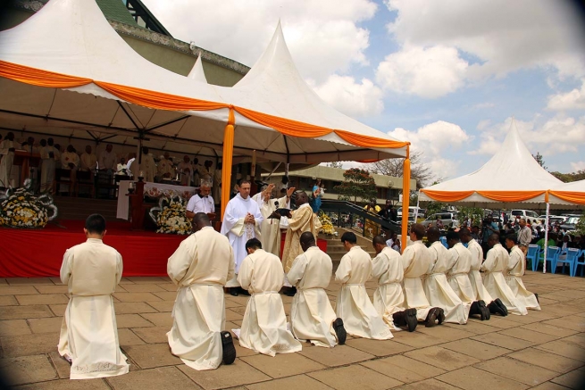 Tanzania - The Rector Major in Tanzania and Kenya