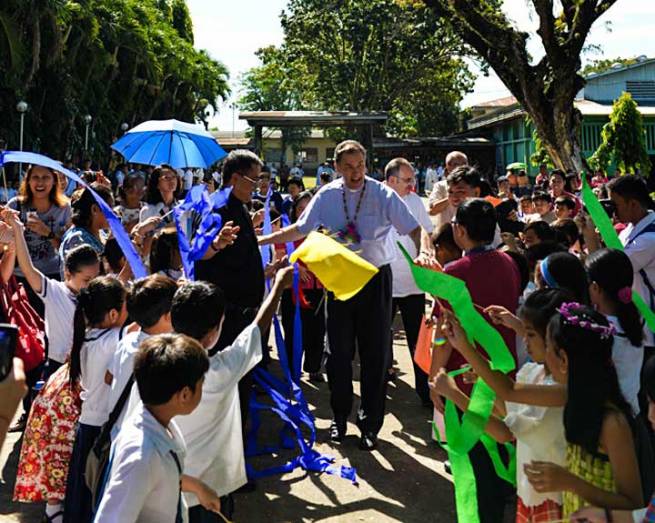 Philippines – The Rector Major in the Southern Province of the Philippines