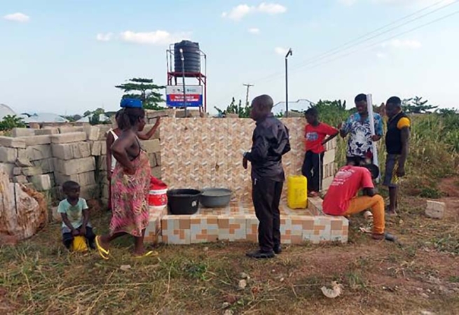 Ghana – Almost 5,000 people benefit from clean water thanks to the "Clean Water Initiative" of "Salesian Missions"