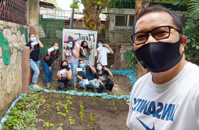 Filipiny – #Let’sPlantPositivity: wyzwanie związane z promocją rolnictwa wśród młodzieży