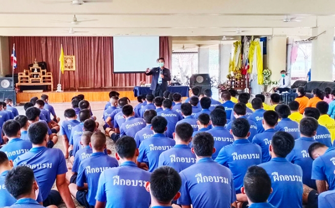 Thailandia – Salesian Cooperators' advice to young people in conflict with the law
